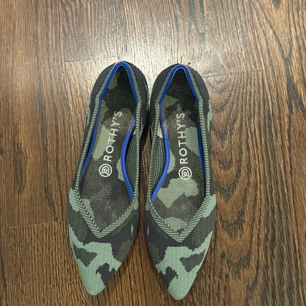 Rothy’s camo pointed flat